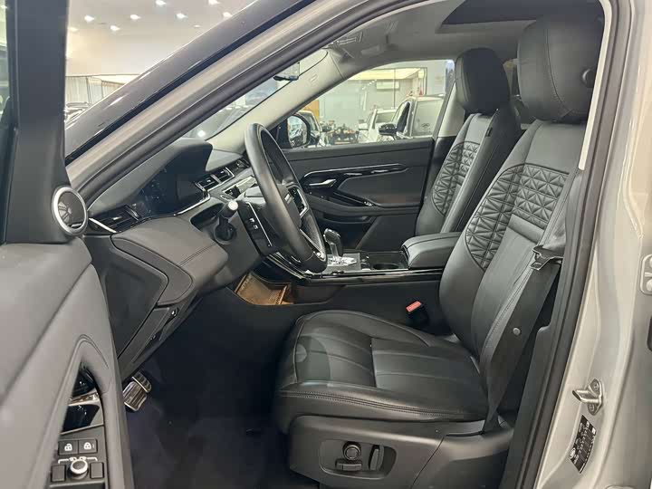 Фото 8 - Land Rover Range Rover Evoque L