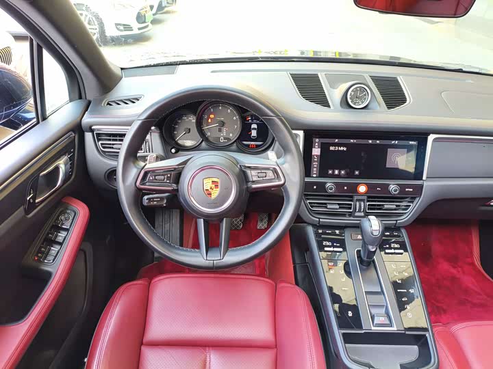 Фото 9 - Porsche Macan