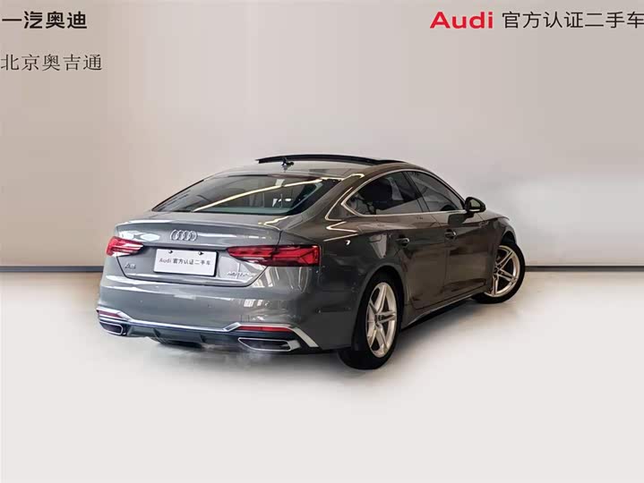 Фото 8 - Audi A5