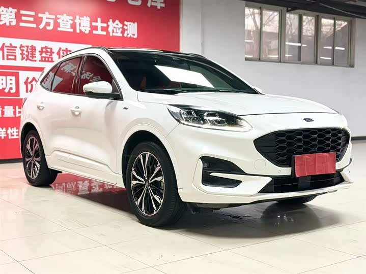 Фото 3 - Ford Escape