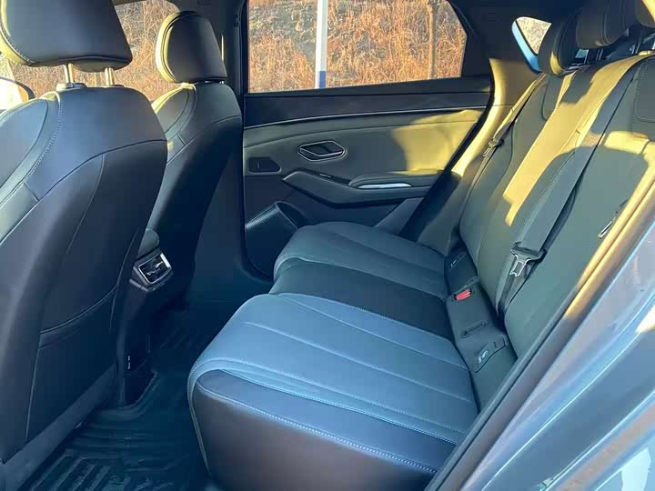 Фото 8 - BYD Qin L