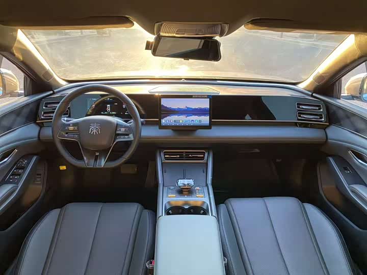 Фото 9 - BYD Qin L