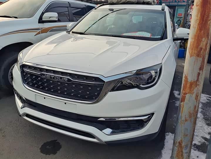 Фото 1 - Jetour X70