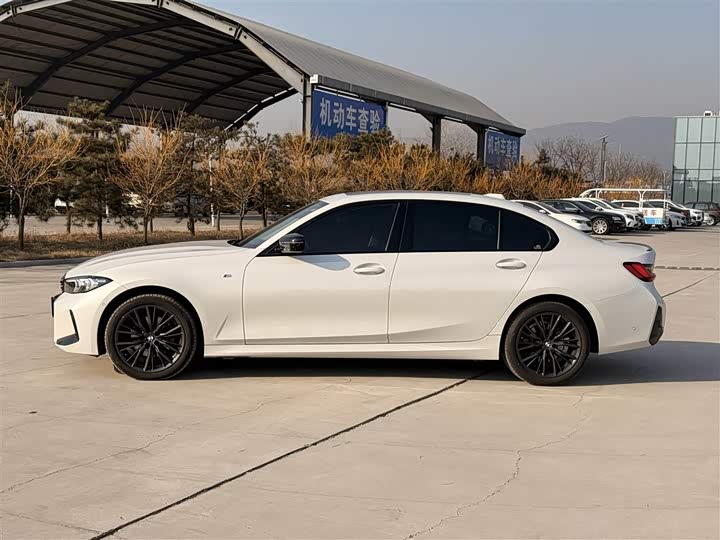 Фото 4 - BMW 3 Series