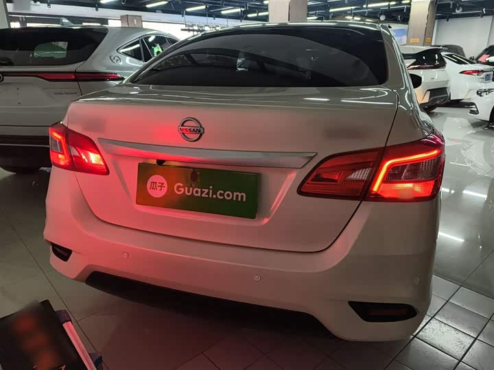 Фото 6 - Nissan Sylphy