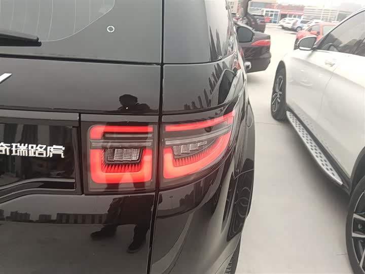 Фото 8 - Land Rover Discovery Sport