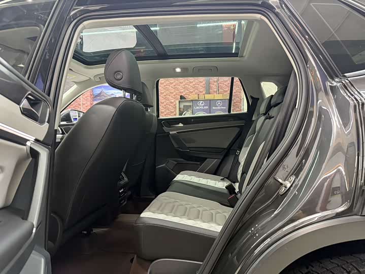 Фото 7 - Volkswagen Tayron