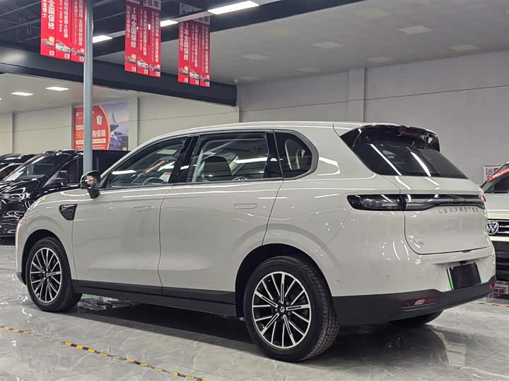 Фото 4 - Leapmotor B10