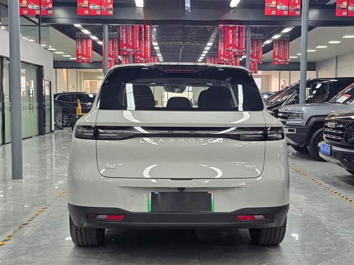 Фото 8 - Leapmotor B10