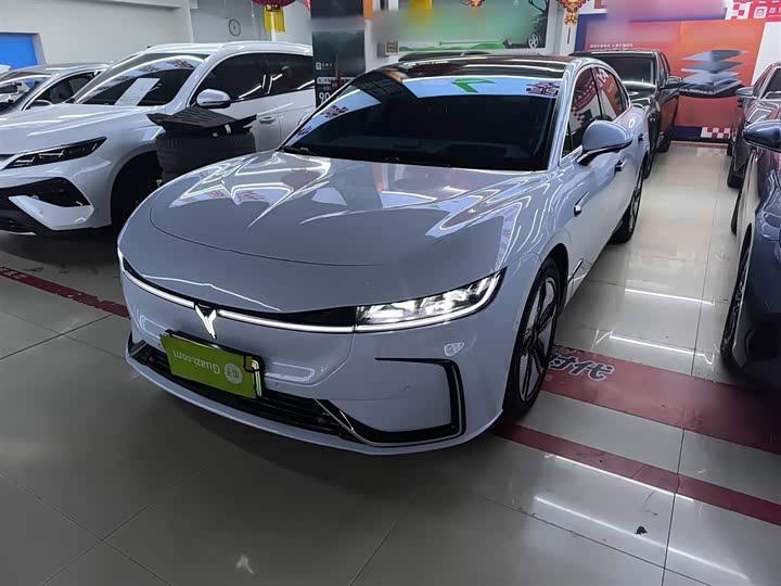 Фото 1 - Voyah Passion