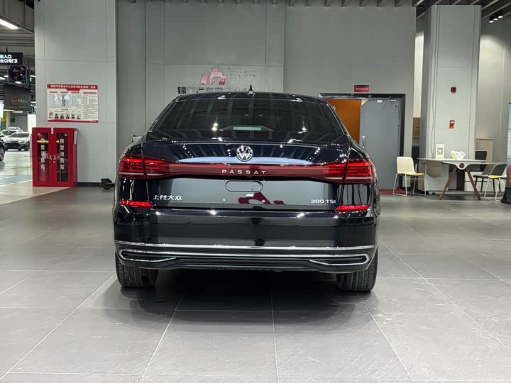 Фото 6 - Volkswagen Passat