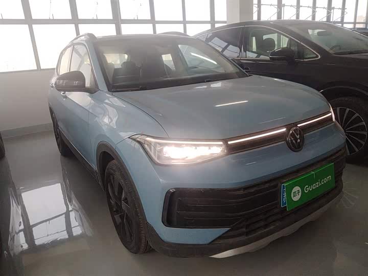 Фото 4 - Volkswagen Tharu