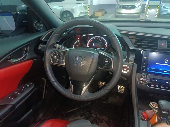 Фото 3 - Honda Civic