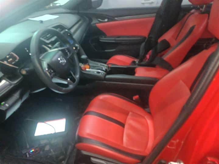 Фото 7 - Honda Civic