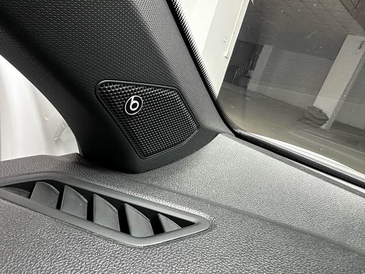 Фото 6 - Volkswagen T-Roc