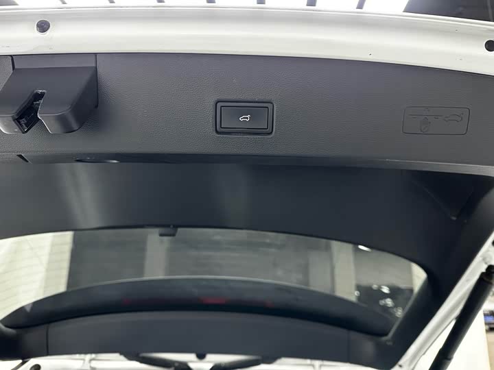 Фото 8 - Volkswagen T-Roc