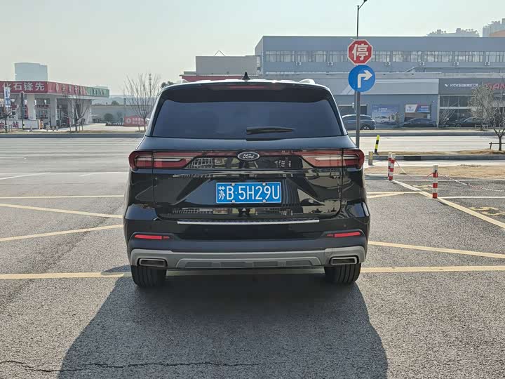 Фото 4 - Ford Equator