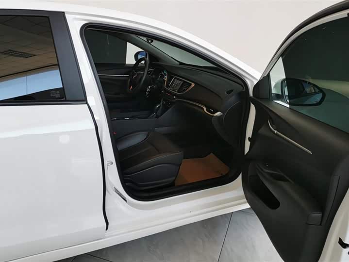 Фото 8 - Buick Excelle GT