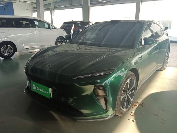 Фото 1 - Nio ET5T