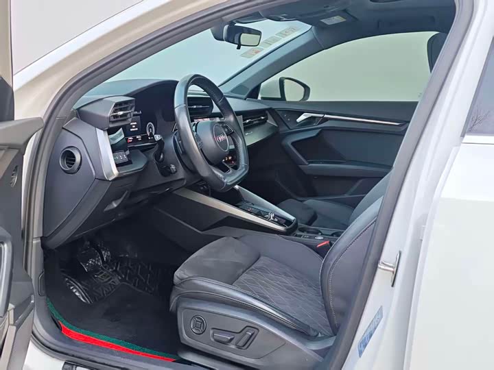 Фото 4 - Audi A3