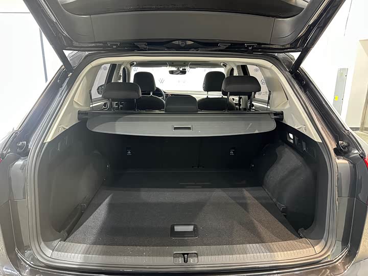 Фото 8 - Volkswagen Tayron