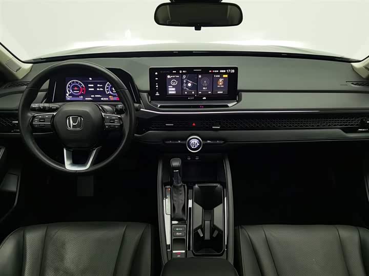 Фото 5 - Honda Accord