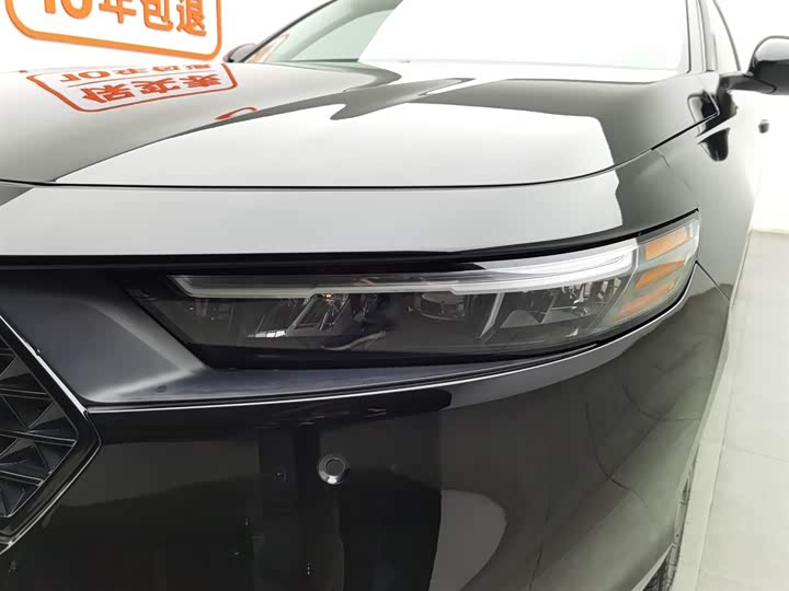 Фото 7 - Honda Accord