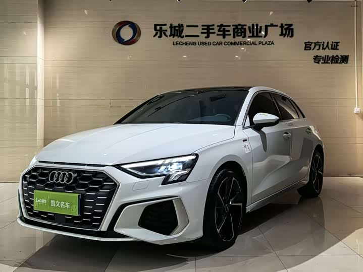 Фото 1 - Audi A3