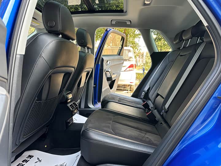 Фото 5 - Audi Q3