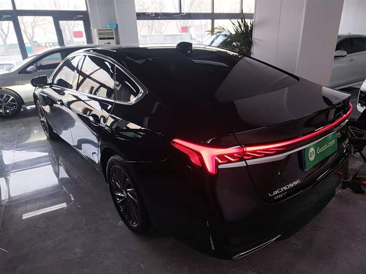 Фото 5 - Buick LaCrosse