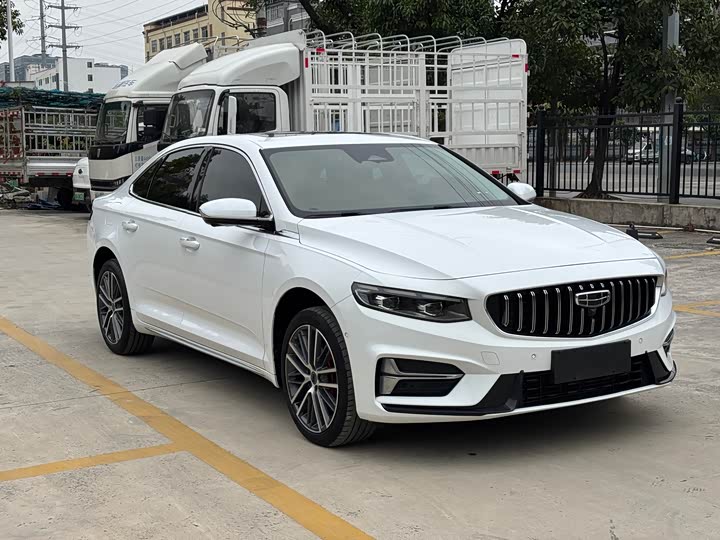 Фото 3 - Geely Preface