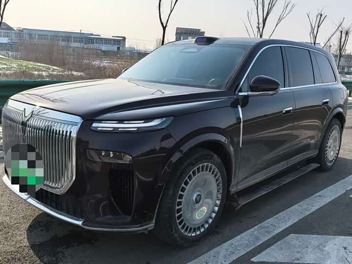 Фото 1 - Voyah Taishan