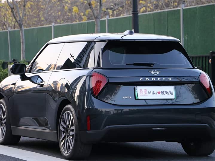 Фото 6 - Mini Cooper