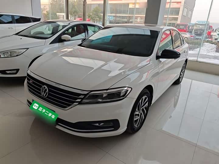 Фото 1 - Volkswagen Lavida