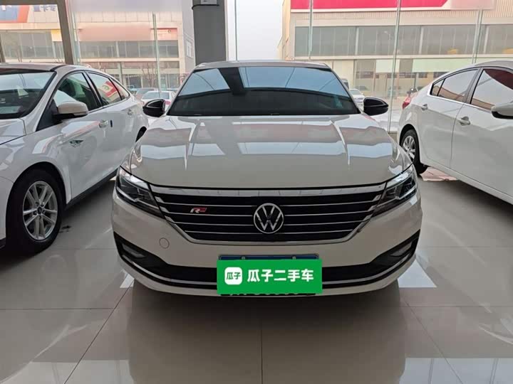 Фото 3 - Volkswagen Lavida