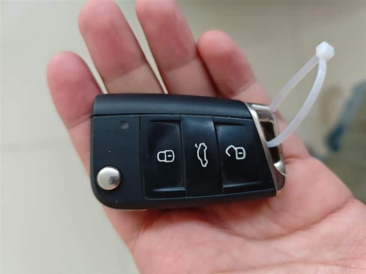 Фото 9 - Volkswagen Lavida