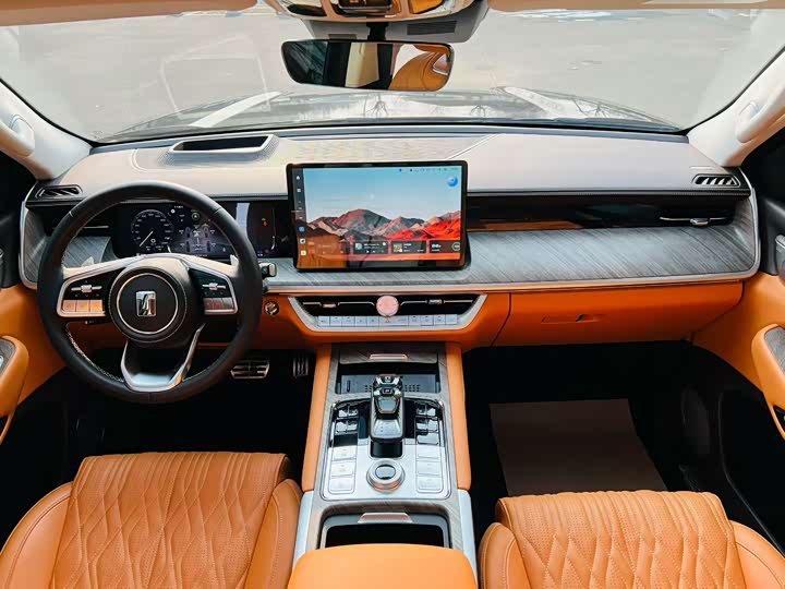 Фото 4 - Tank 500 Hybrid