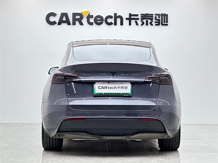 Фото 4 - Tesla Model Y