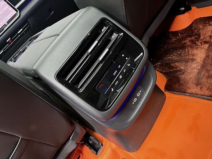 Фото 7 - Volkswagen Teramont Pro