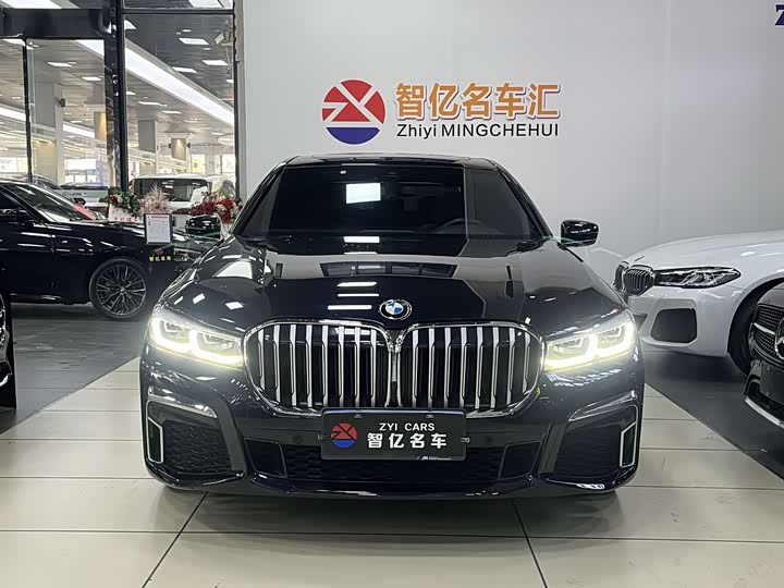 Фото 2 - BMW 7 Series