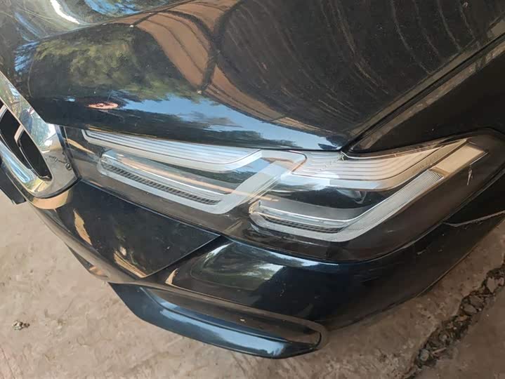 Фото 4 - BMW 5 Series Hybrid