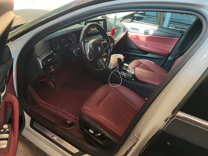 Фото 8 - BMW 5 Series Hybrid