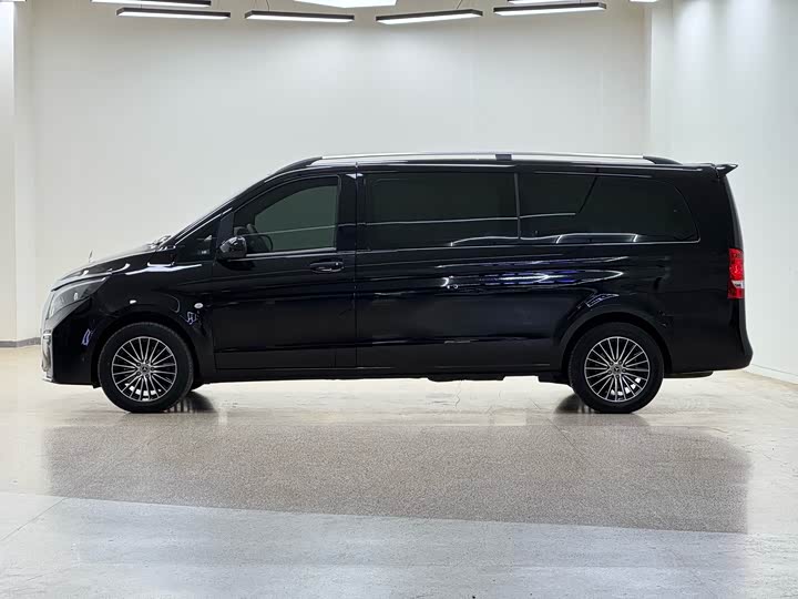 Фото 4 - Mercedes-Benz Vito