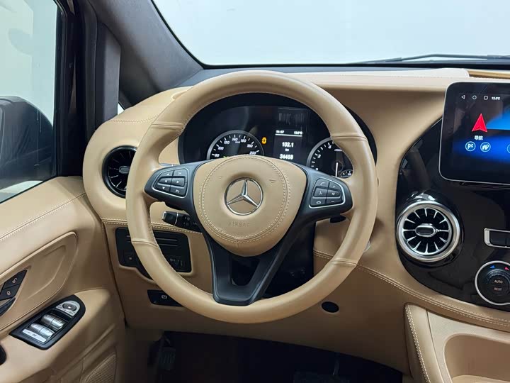 Фото 9 - Mercedes-Benz Vito