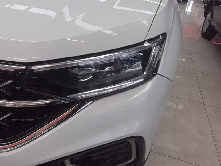 Фото 5 - Volkswagen Tayron