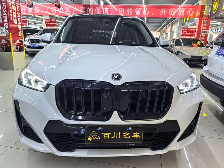 Фото 2 - BMW X1