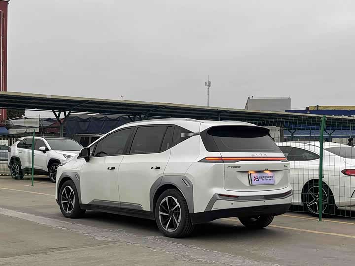 Фото 4 - GAC Aion Y