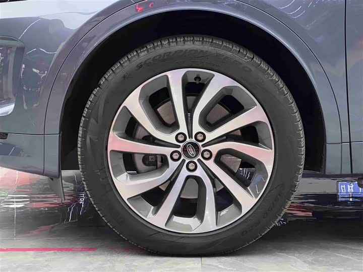 Фото 4 - Land Rover Discovery Sport