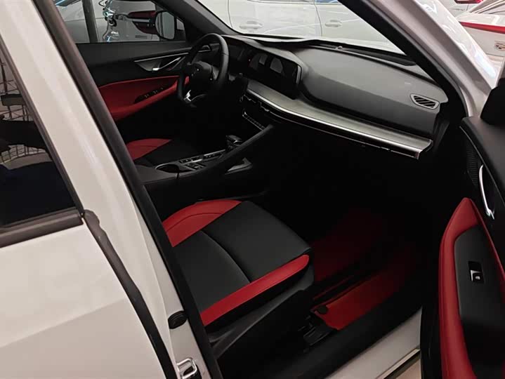 Фото 8 - Changan CS35 Plus