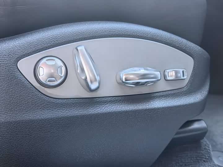 Фото 7 - Porsche Macan